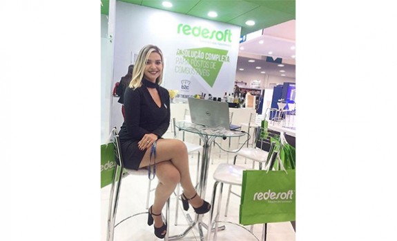 Tess Models | Recepcionista | Feira