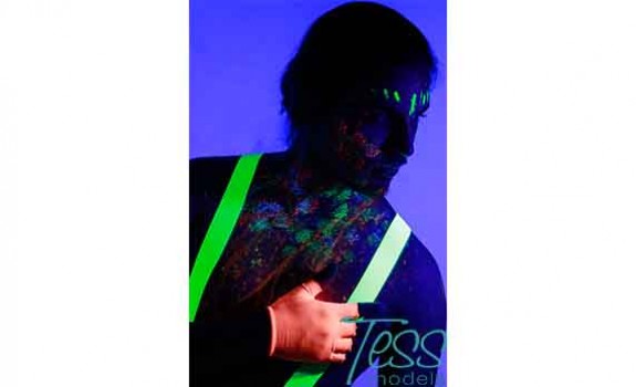 Editorial Neon | TessModels | Modelos para Figuração